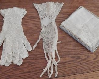 Vintage Gloves and Hankies