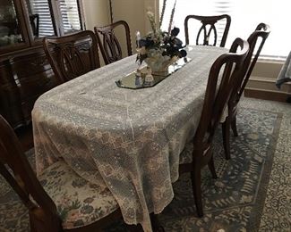 Dining table & chairs