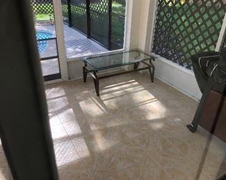 Another coffee table This is the table that matches the two in tables showing earlier