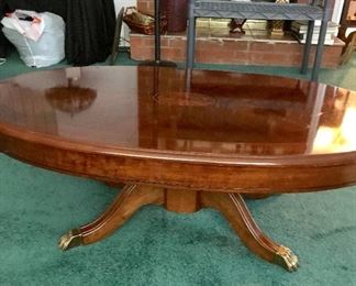 Matching coffee table with glass top cover
