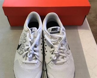 Ladies Nike shoes size 6 1/2