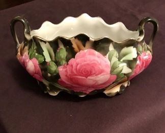 "1907" hand painted rose bowl, wedding gift in 1907, marked on the bottom.