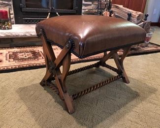 foot stool (leather)