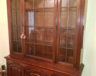 Thomasville, Queen Anne style, cherry china hutch 
