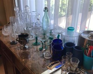 Bar ware, decanters and glassware