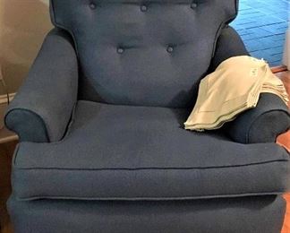 comfortable chairs