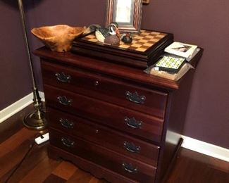 Executive file chest