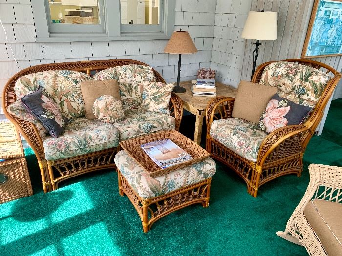 Leaders Patio Furniture Set