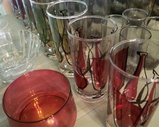 MCM Glass Set