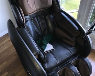 OSAKI MASSAGE CHAIR
36” width x 52” depth x 46.5” height