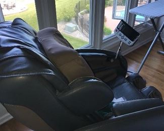 OSAKI MASSAGE CHAIR
36” width x 52” depth x 46.5” height