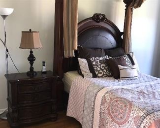 NIGHTSTAND
30” length x 17” depth x 31” height