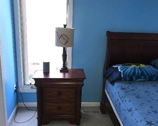 NIGHTSTAND
26” length x 16” depth x 28” height