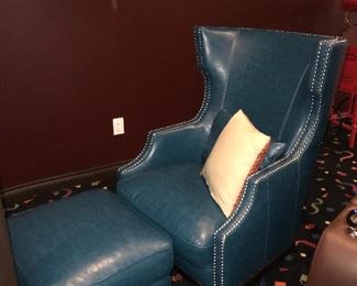 TURQUOISE LEATHER CHAIR WITH OTTOMAN
32" depth 32" width x 44" height
OTTOMAN
24”length x 20” width x 17” height