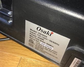 OSAKI MASSAGE CHAIR
