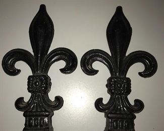 CAST IRON FLEUR DE LIS FINIALS SET OF 2