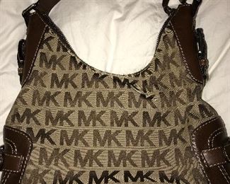 MICHAEL KORS HANDBAG