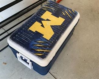 MICHIGAN WOLVERINES COOLER