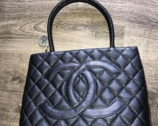 AUTHENTIC CHANEL HANDBAG