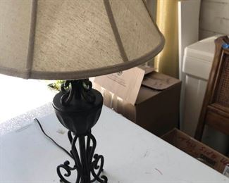 Lamp        https://ctbids.com/#!/description/share/183971