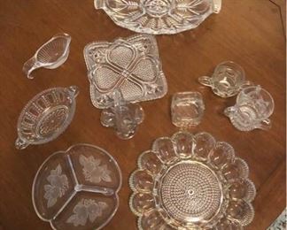 Cut Glass Lot       https://ctbids.com/#!/description/share/183979