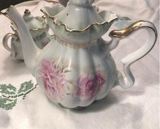 Nippon Tea Set     https://ctbids.com/#!/description/share/183984