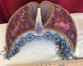 Vintage lampshade https://ctbids.com/#!/description/share/183991