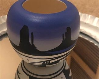 Collectibles   https://ctbids.com/#!/description/share/183999