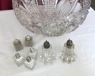 Punch bowl and salt and pepper shakers https://ctbids.com/#!/description/share/183993