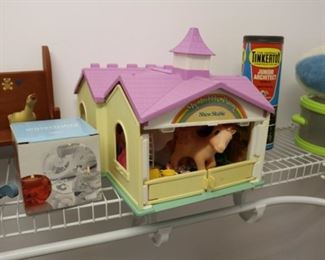 My Little Pony Show Stable