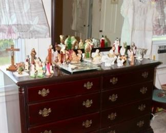 Estate Sales By Olga in Livingston NJ