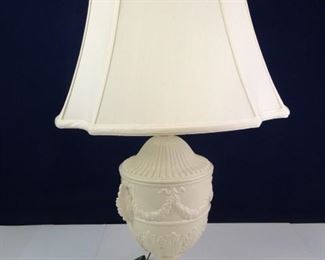 Ethan Allen Milk Glass Grecian Urn Table Lamp