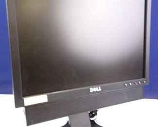 Dell 17 LCD Monitor w Onboard Speaker System
