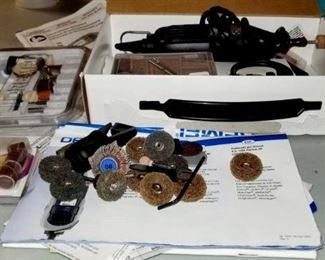 Dremel w/ Lots Of Extras