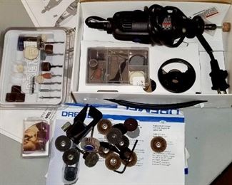 Dremel w/ Lots Of Extras