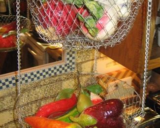 Tiered hanging vegetable holder