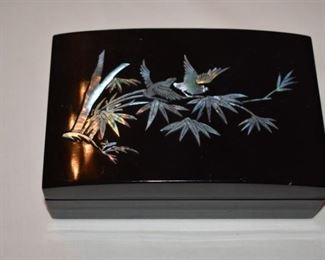 Beautiful Vintage Lacquerware Box with Mother of Pearl designs on the Box