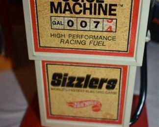 Another Hot Wheels Sizzlers "Juice Machine" this one is without its Original Box. Goes with the entire Hot Wheels Collection! Details listed under each Hot Wheels Car.