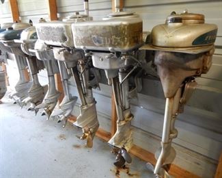 PART OF A LARGE COLLECTION OF 80+ ANTIQUE OUTBOARD MOTORS