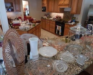 KITCHEN AND GLASSWARE