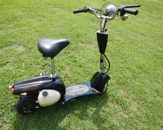 TERMINATOR 46CC GAS SCOOTER