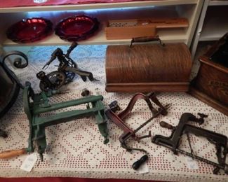 ANTIQUE PEELERS