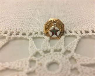 Gold Achievement Pin (This will be worn by CarrieAnn and not removed until Sold. Price is $75)