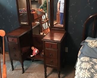 Antique dressing Table