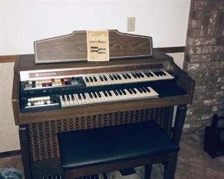 Hammond Organ