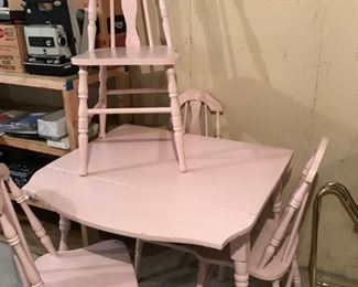 Pink Spindle leg table and 4 chairs
