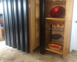 Entertainment center