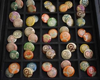 VINTAGE PINS