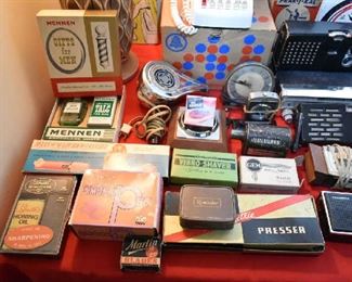 VINTAGE BOXED ITEMS