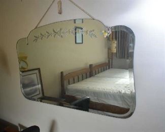 VINTAGE MIRROR